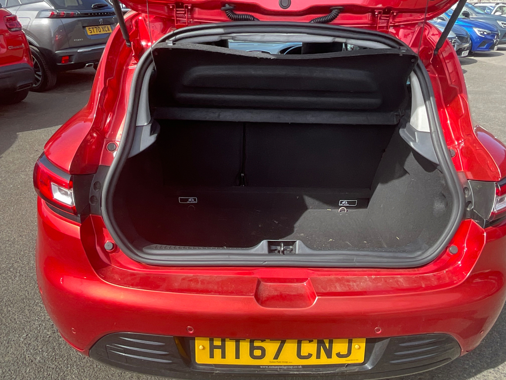 Renault Clio 1.5 Dci Signature Nav Hatchback HT67CNJ #6