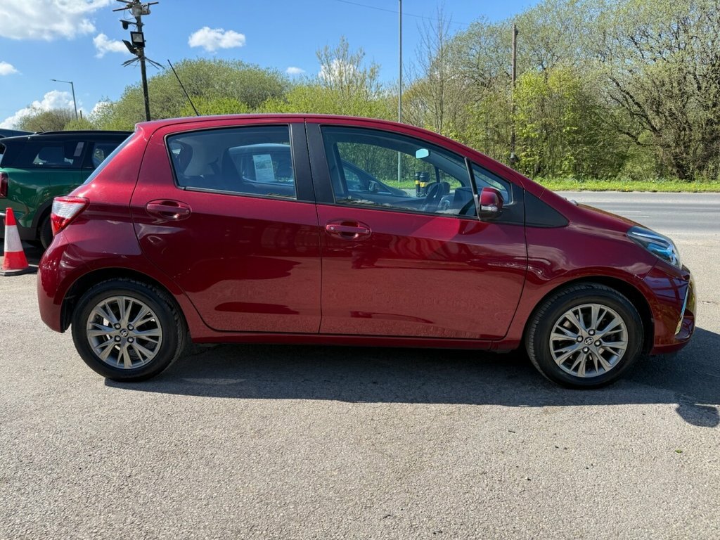 Toyota Yaris 1L Icon ML67TWE Red #2