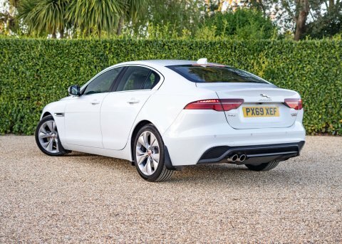Jaguar XE 2.0 Xe S PX69XEF White #2
