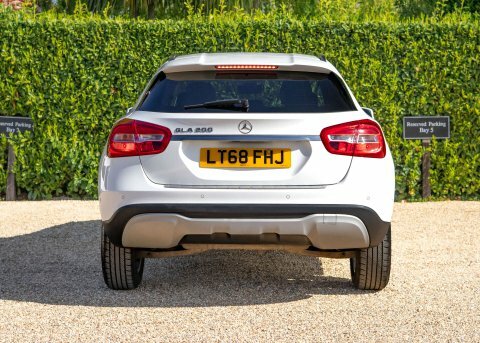Mercedes-Benz GLA Class 1.6 Gla 200 LT68FHJ White #6