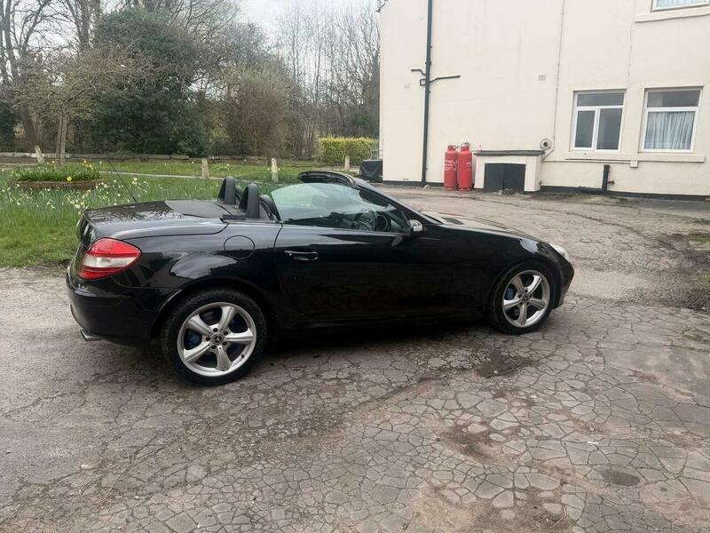 Mercedes-Benz CLS 3.5 Slk350 Convertible Black #2