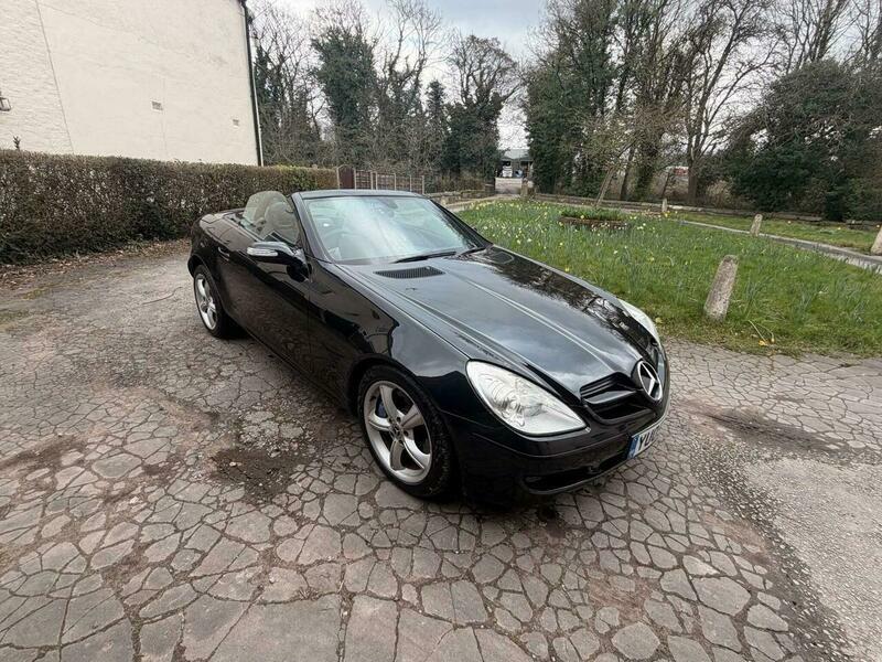 Mercedes-Benz CLS 3.5 Slk350 Convertible Black #3