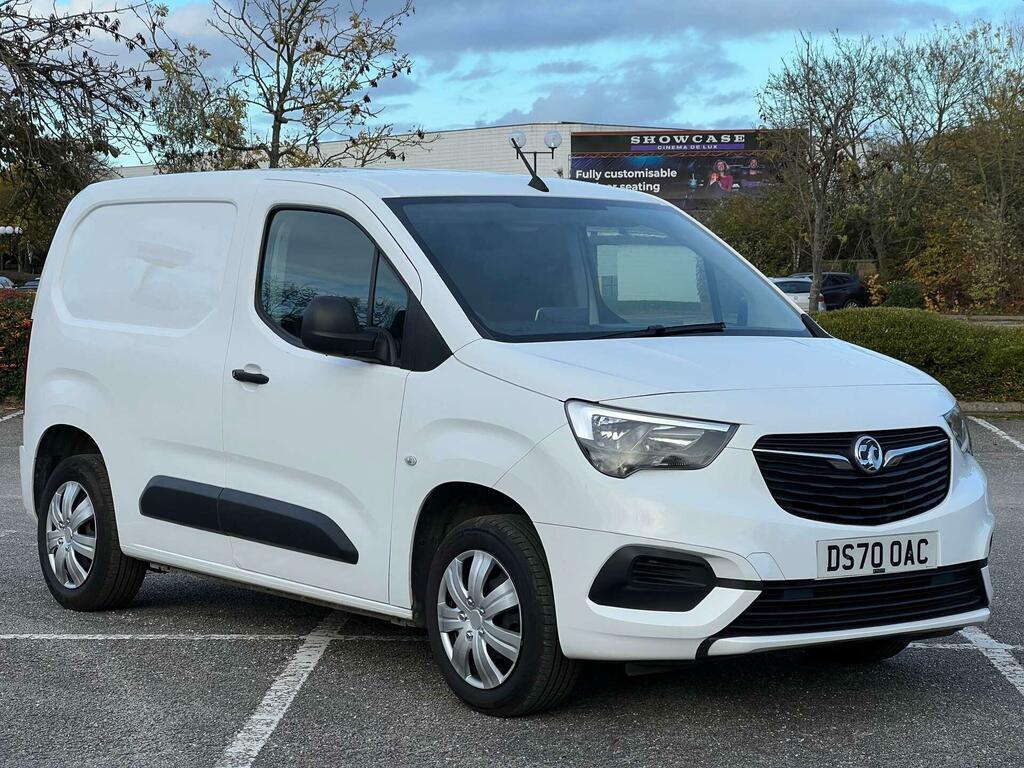 Vauxhall Combo 1.6 Turbo D 2300 Sportive L1 H1 Euro 6 Ss White