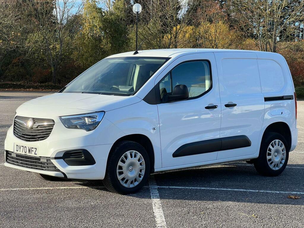 Vauxhall Combo 1.6 Turbo D 2300 Sportive L1 H1 Euro 6 Ss DY70WFZ White #3