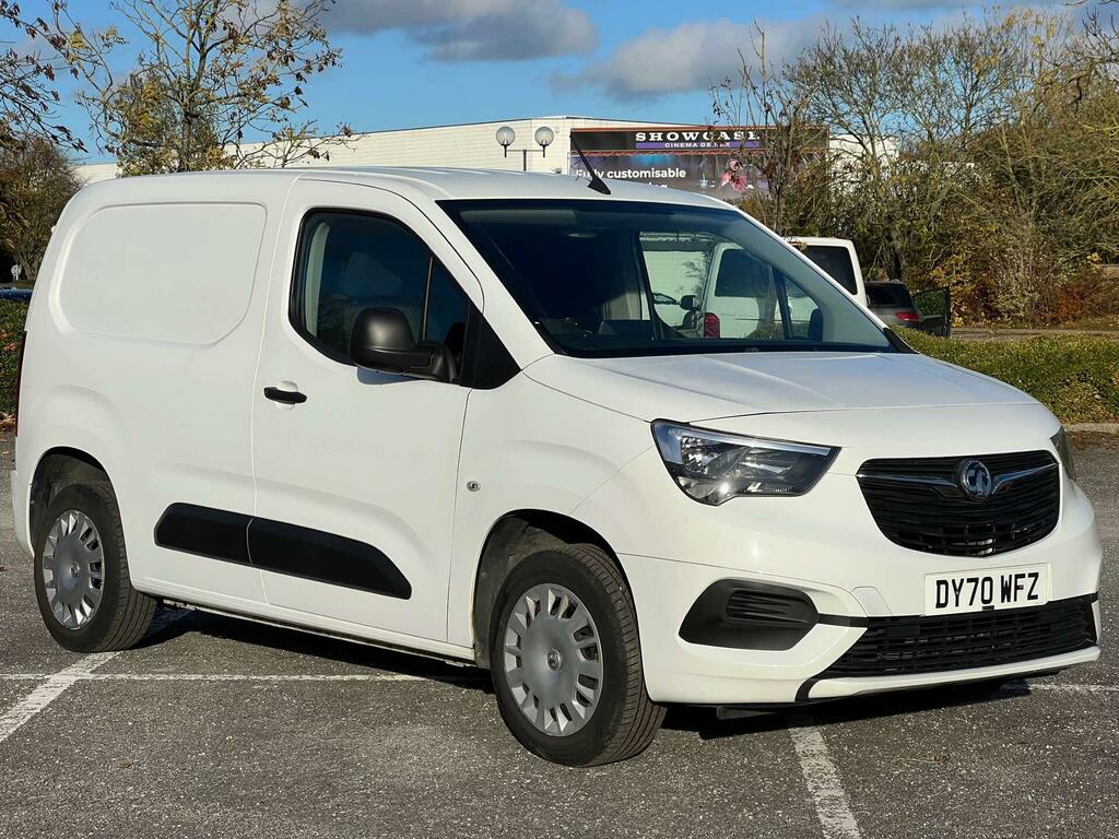 Vauxhall Combo 1.6 Turbo D 2300 Sportive L1 H1 Euro 6 Ss White