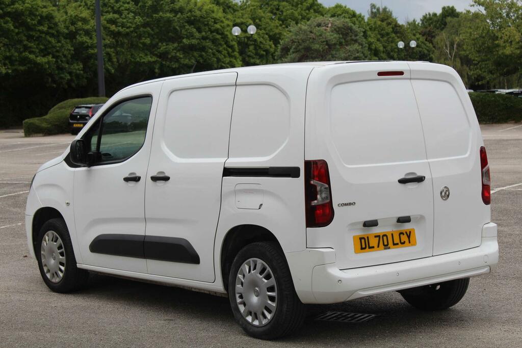 Vauxhall Combo 1.6 Turbo D 2300 Sportive L1 H1 Euro 6 Ss DL70LCY White #5