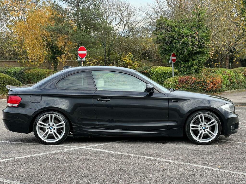 BMW 1 Series 2.0 120I M Sport Steptronic Euro 5 Black #5