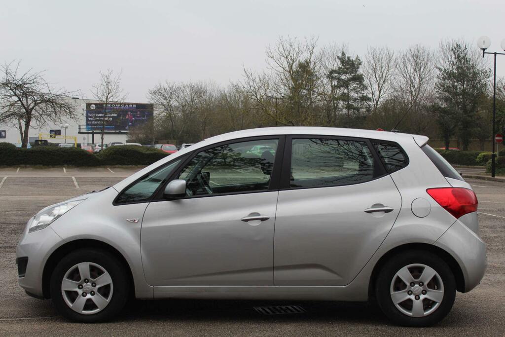 Kia Venga 1.4 Crdi 1 Euro 5 Silver #6