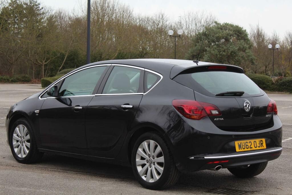 Vauxhall Astra 2.0 Cdti Ecoflex Elite Euro 5 Ss Black #5