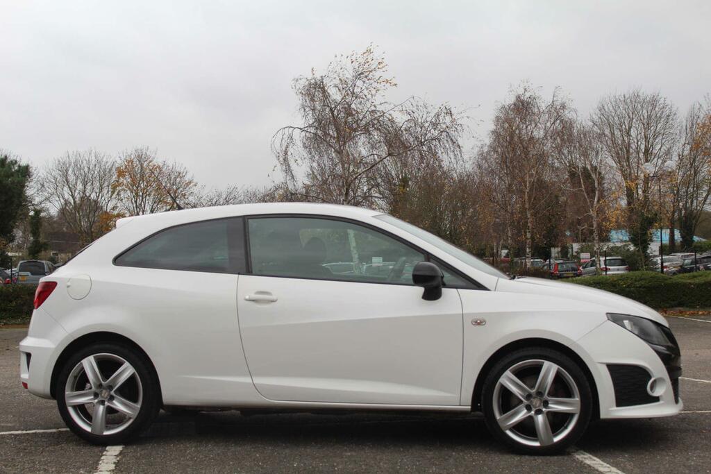 Seat Ibiza 1.4 Tsi Cupra Bocanegra Sport Coupe Dsg Euro 5 White #2