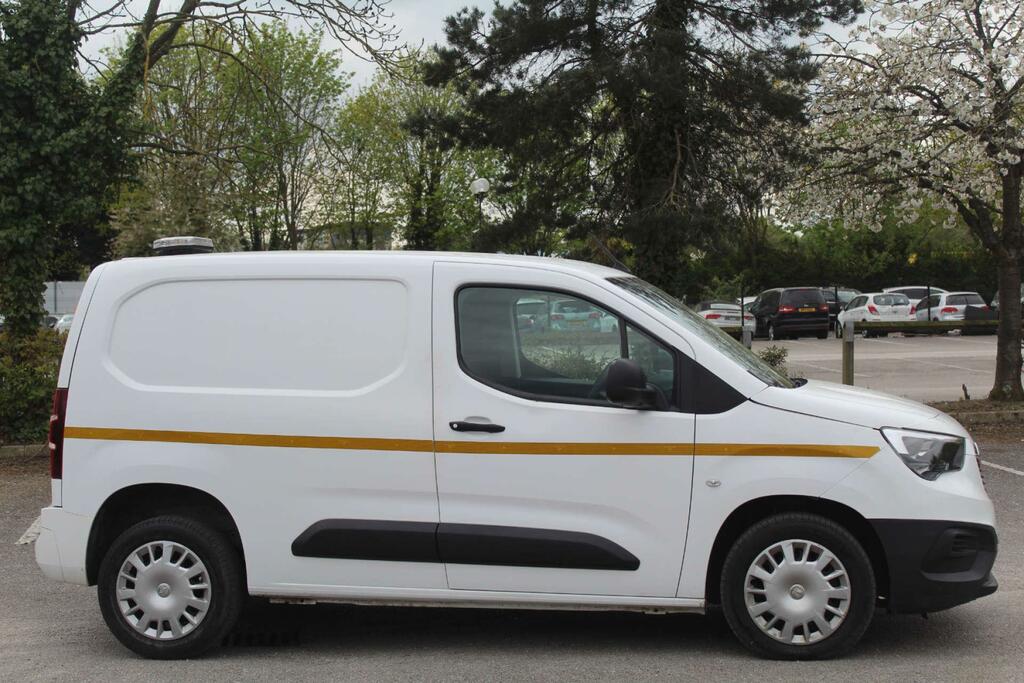 Vauxhall Combo 1.6 Turbo D 2300 Sportive L1 H1 Euro 6 Ss White #2