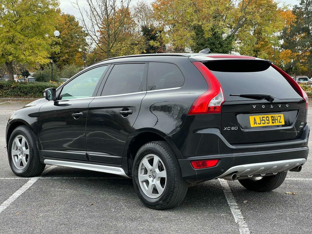 Volvo XC60 2.4 D5 Se Premium Geartronic Awd Euro 4 Black #4