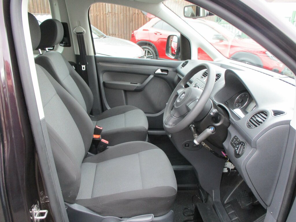 Volkswagen Caddy Life 1.6 Tdi Cr Mpv Dsg Euro 5 102 Ps Purple #2