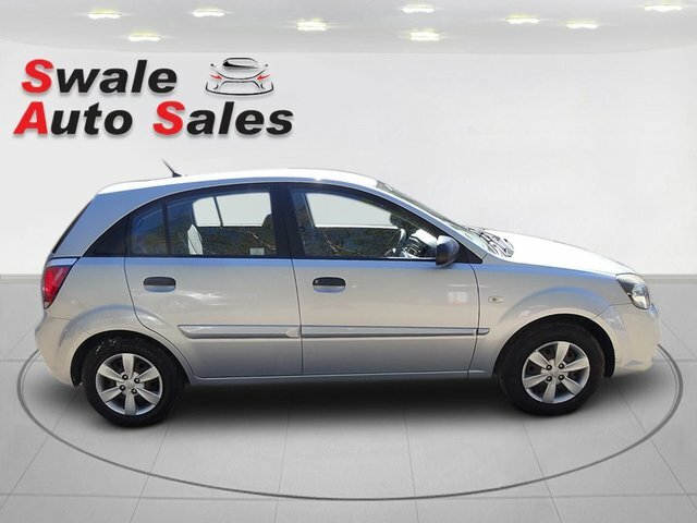 Kia RIO 1.4 1 Hatchback Silver #2
