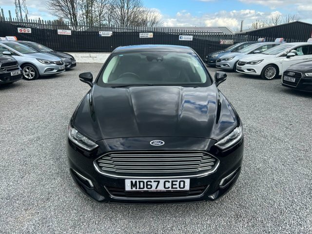 Ford Mondeo 2.0 Tdci Titanium Hatchback MD67CEO Black #3