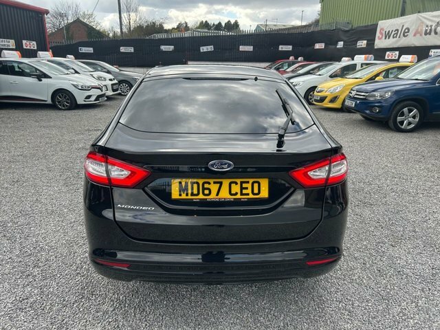 Ford Mondeo 2.0 Tdci Titanium Hatchback MD67CEO Black #4