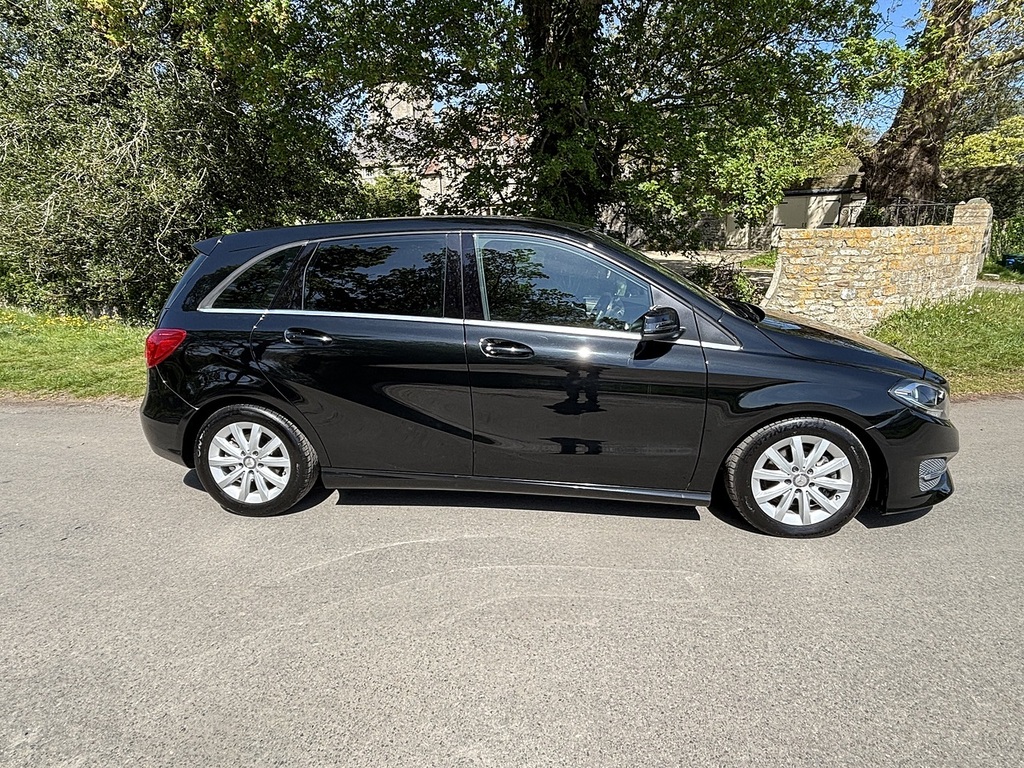 Mercedes-Benz B Class B180 Se U556479 WX66KKF Black #5