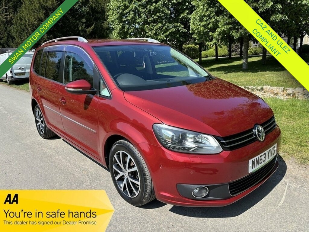 Volkswagen Touran Se Tsi Dsg U556559 Red