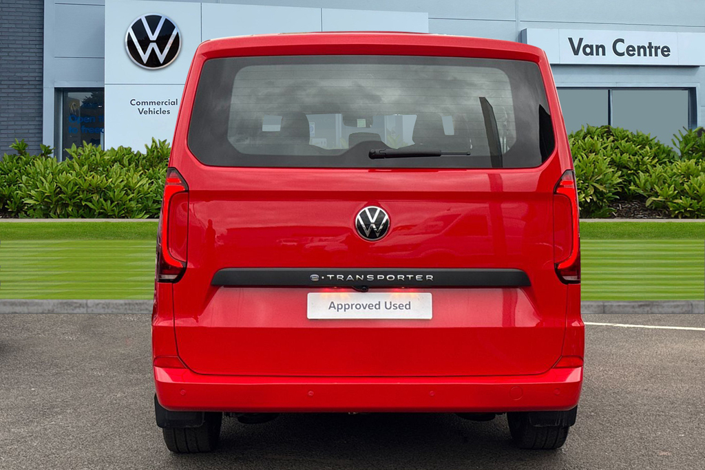Volkswagen E-Transporter Swb 286Ps 65Kwh 5 Seats Red #4