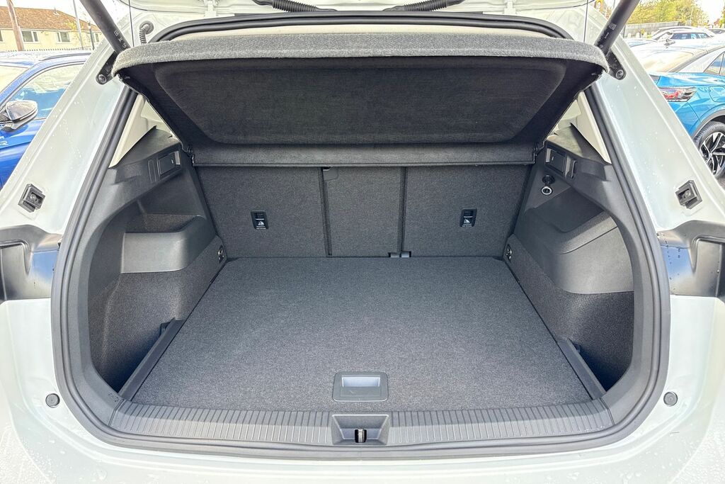 Volkswagen Tiguan 2.0 Tdi Match Dsg White #6
