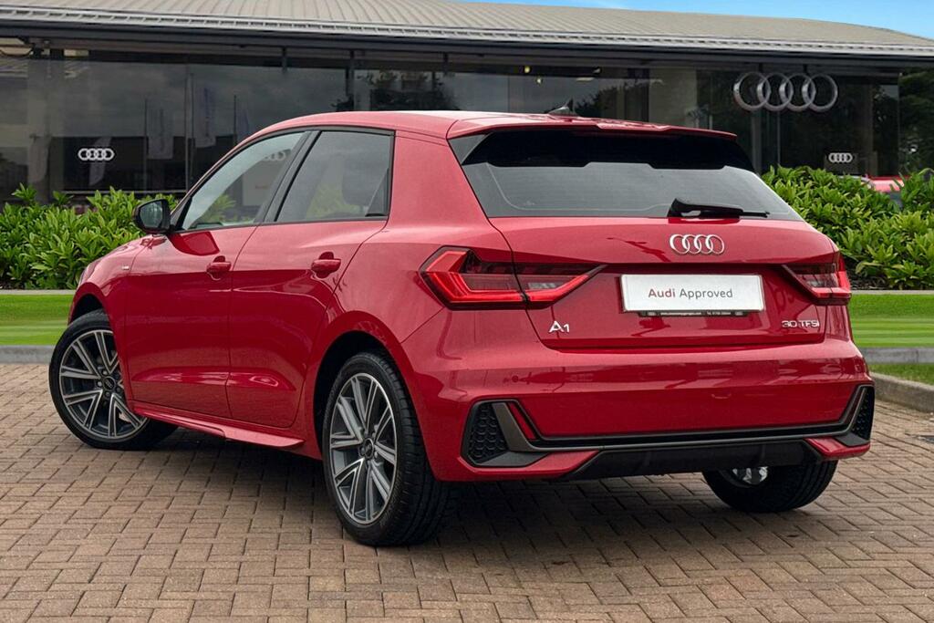 Audi A1 O S Line 30 Tfsi 110 Ps S Tronic BV73UCZ Red #2