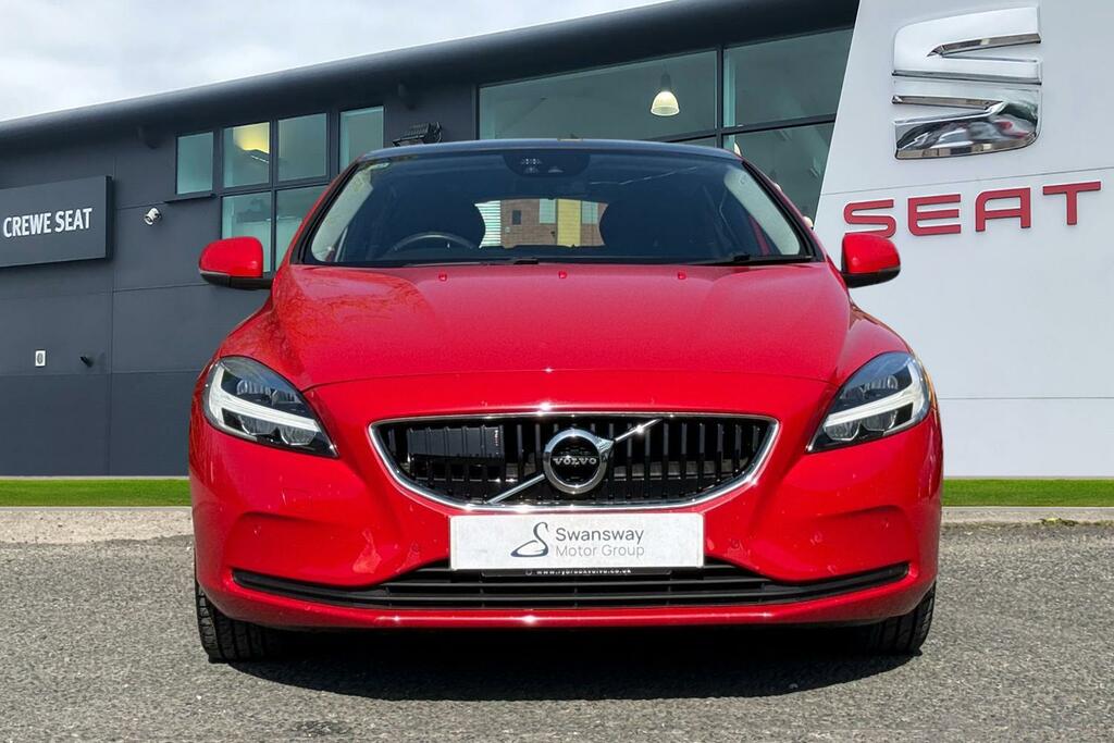 Volvo V40 2.0 D2 Momentum Edition Euro 6 Ss Red #5