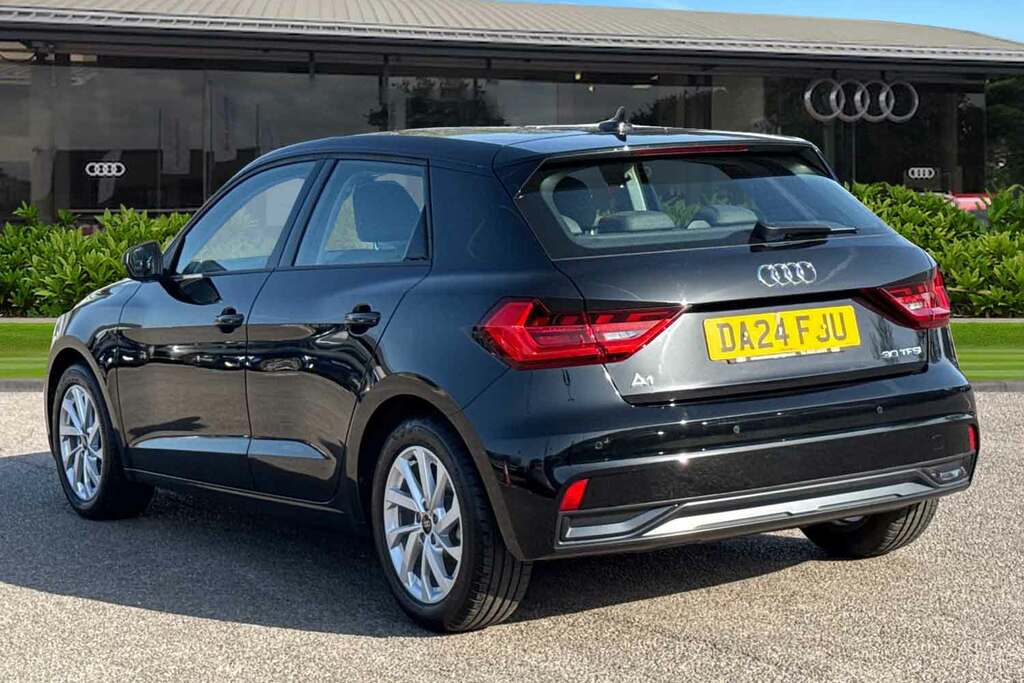 Audi A1 Sport 30 Tfsi 110 Ps 6-Speed DA24FJU Black #2