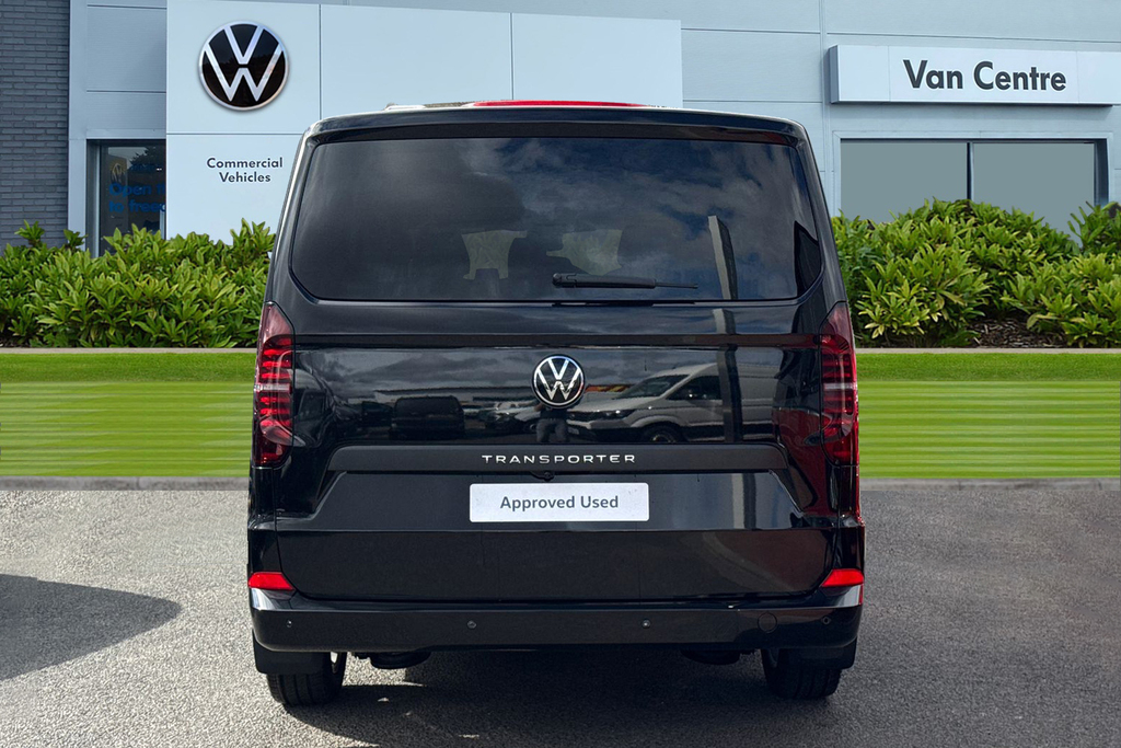 Volkswagen Transporter 2.0 Tdi 150Ps Commerce Pro Kombi Van BV26OOA Black #4