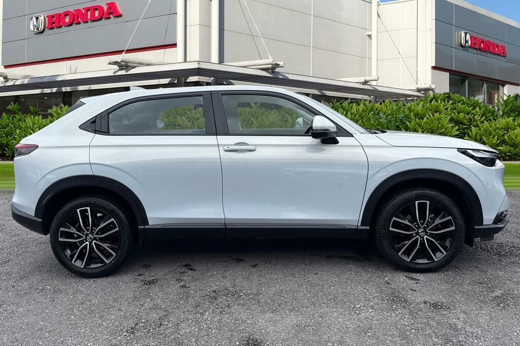 Honda Hr-V 1.5 Ehev Elegance Cvt KW73WBO White #3