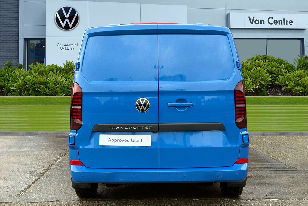 Volkswagen Transporter 2.0 Tdi 150Ps Commerce Pro Van Panel Van BJ26SKD Blue #4