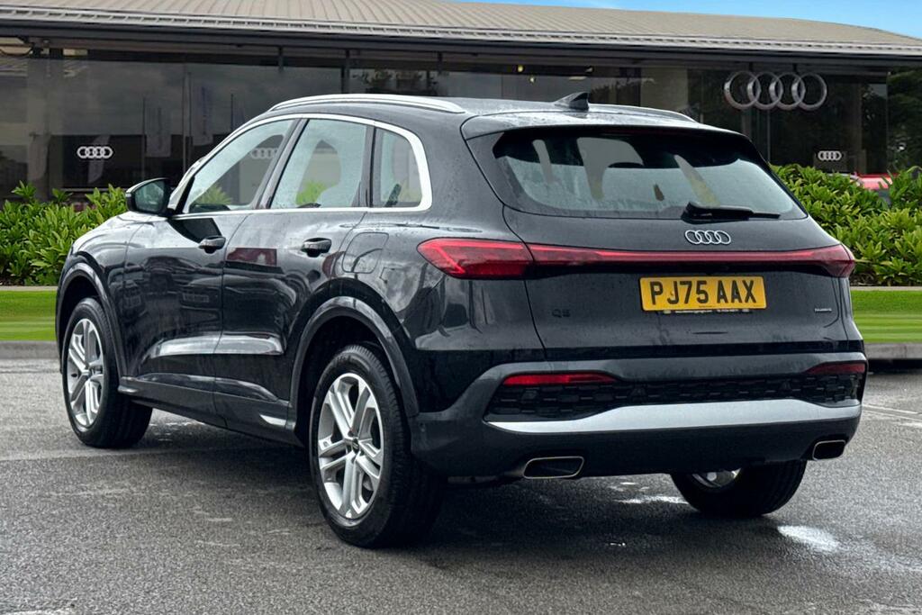 Audi Q5 Suv Sport E-hybrid Quattro 299 Ps S Tronic PJ75AAX Black #2