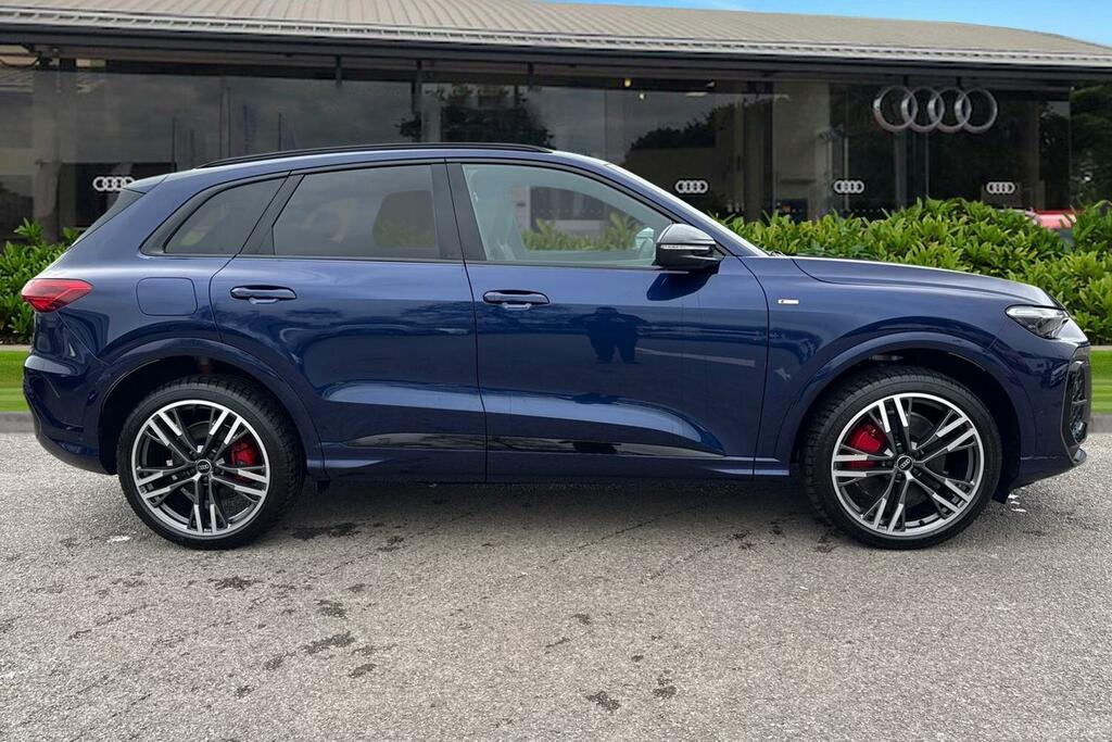 Audi Q5 Suv Edition 1 Tdi Quattro 204 Ps S Tronic DK26URY Blue #3