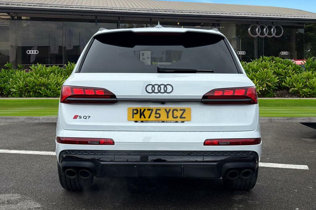 Audi SQ7 Suv Vorsprung Tfsi 507 Ps Tiptronic White #4