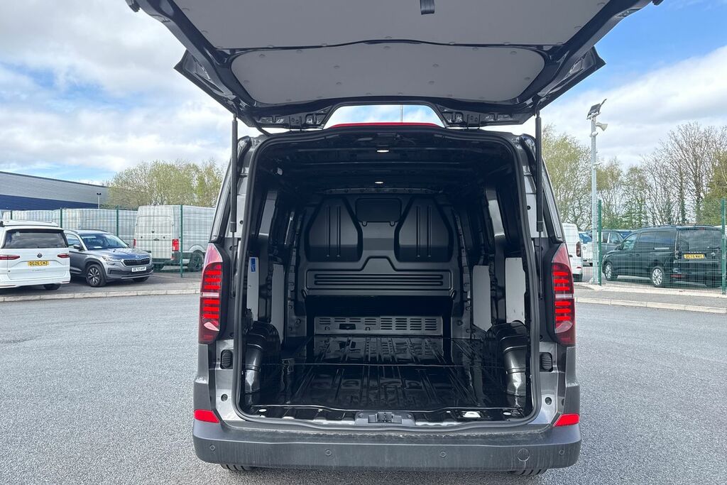 Volkswagen Transporter 2.0 Tdi 110 Commerce Van DA26HKZ Grey #6