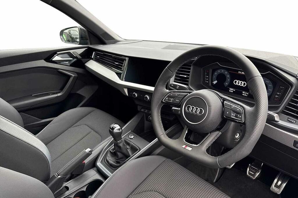 Audi A1 Black Edition 30 Tfsi 116 Ps 6-Speed PX75WYU Blue #6