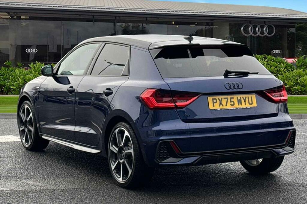 Audi A1 Black Edition 30 Tfsi 116 Ps 6-Speed PX75WYU Blue #3