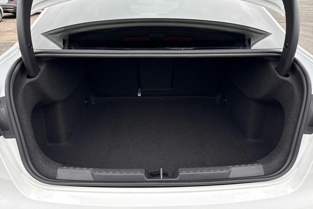 Audi A3 Black Edition 35 Tfsi 150 Ps S Tronic PN25HFE White #6