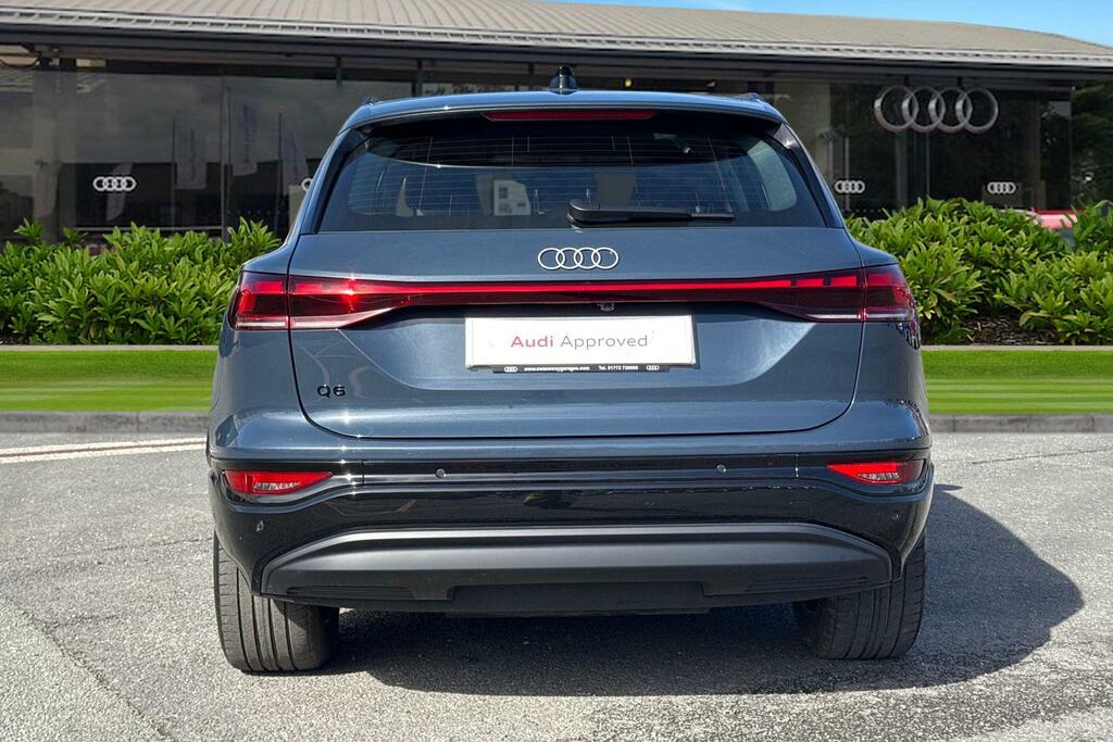 Audi Q6 E-Tron Q6 Suv Sport E-tron Performance 225,00 Kw YK75JVD Blue #4