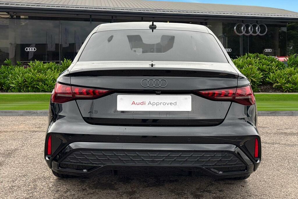 Audi A3 Black Edition Tfsi 150 Ps S Tronic DE75UKZ Black #4