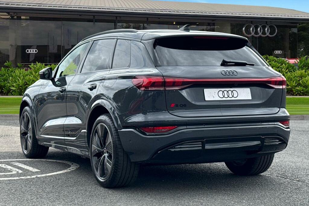 Audi SQ6 E-Tron Sq6 Suv Edition 1 E-tron 360,00 Kw PK75OYN Grey #2