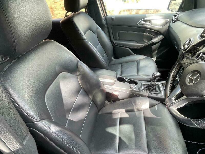 Mercedes-Benz B Class 1.8 B180 Cdi Blueefficiency BG62YYB Black #4