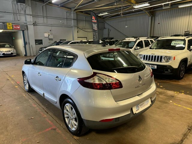 Renault Megane Hatchback MH65FNN Silver #5