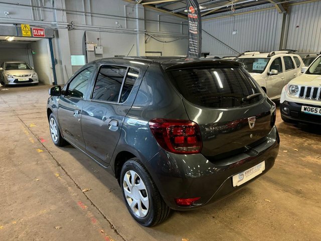 Dacia Sandero Hatchback EA67PUX Grey #5