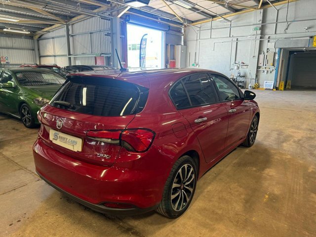 Fiat Tipo Hatchback WO17EKW Red #5
