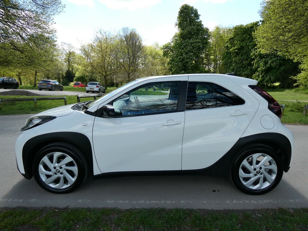 Toyota Aygo 1.0 Vvt-i Pure Hatchback Euro 6 BK23MXJ White #6