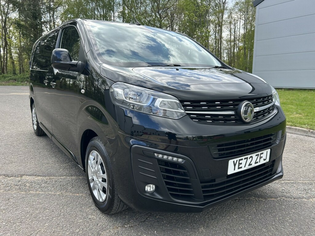 Vauxhall Vivaro 1.5 Turbo D 2700 Sportive YE72ZFJ Black #2