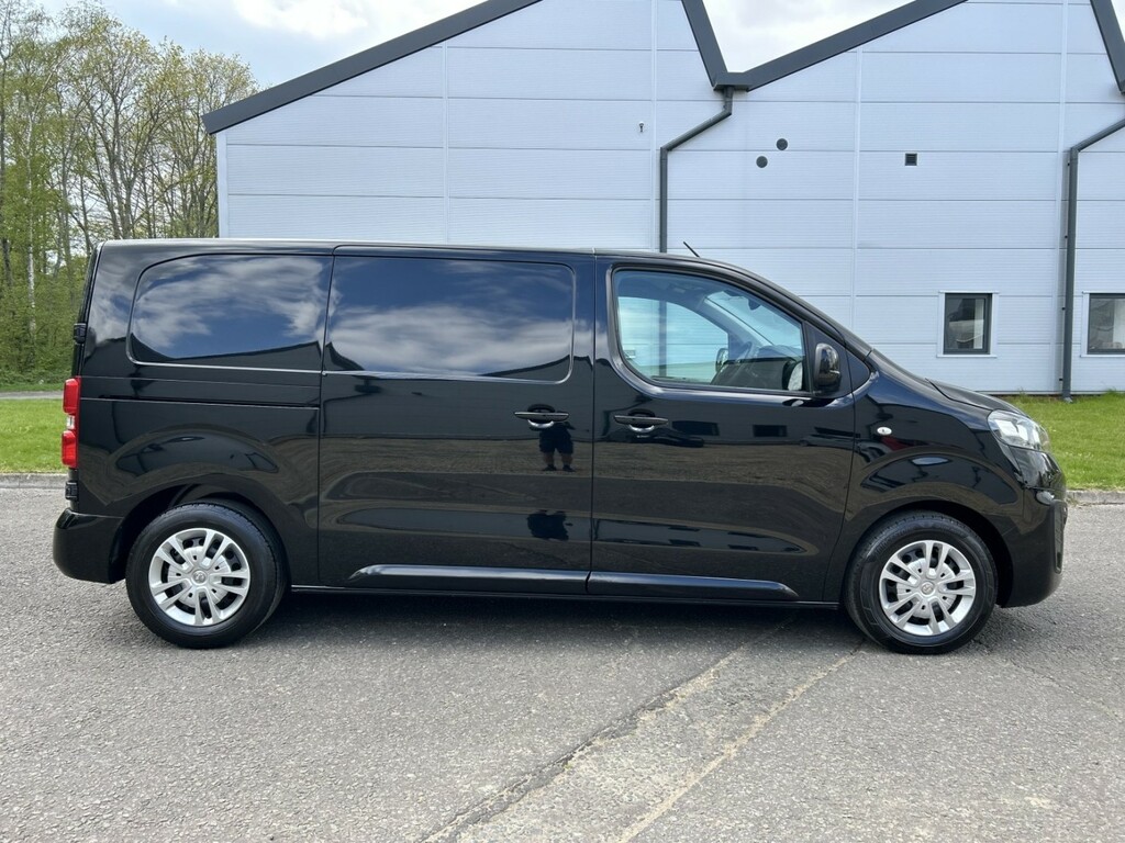 Vauxhall Vivaro 1.5 Turbo D 2700 Sportive YE72ZFJ Black #3