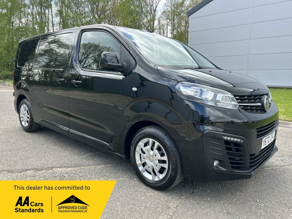 Vauxhall Vivaro 1.5 Turbo D 2700 Sportive Black