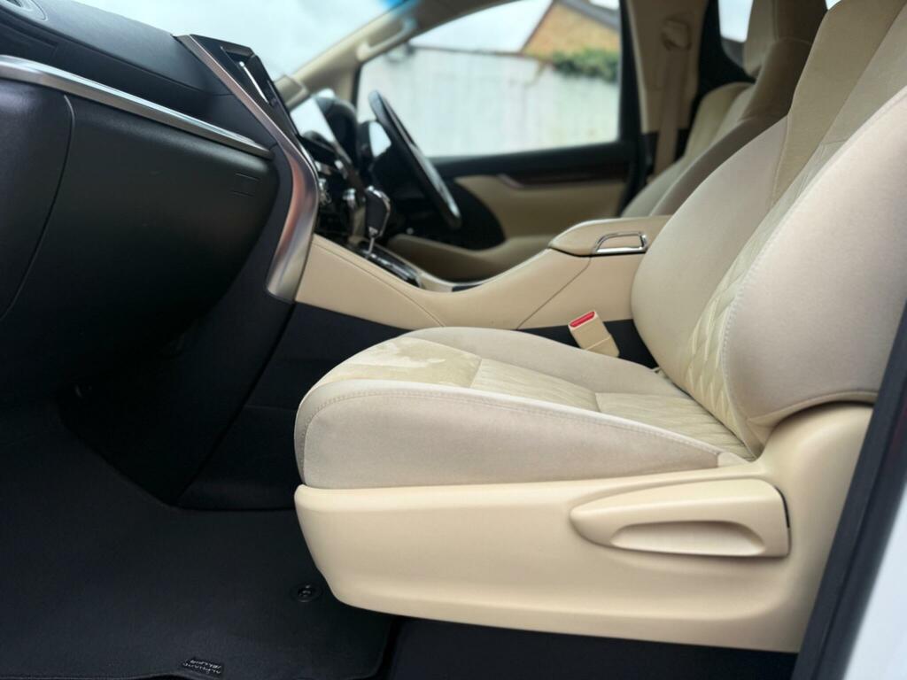 Toyota Vellfire Mpv 2.4 8 Seats Verified Miles Fresh I Black #29