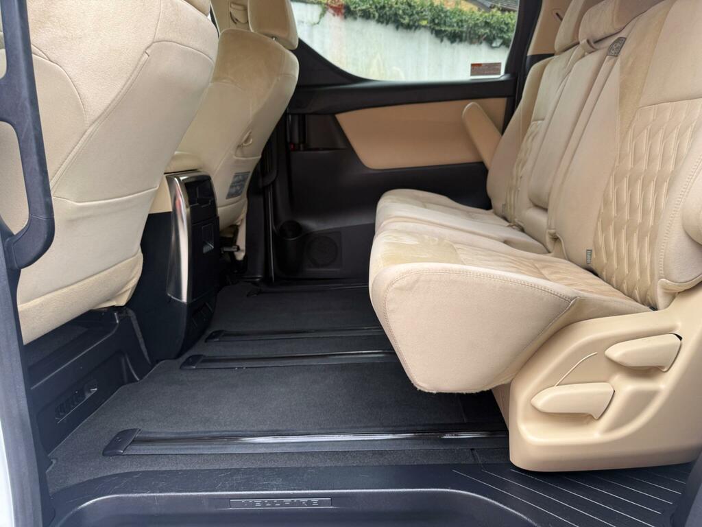 Toyota Vellfire Mpv 2.4 8 Seats Verified Miles Fresh I Black #32
